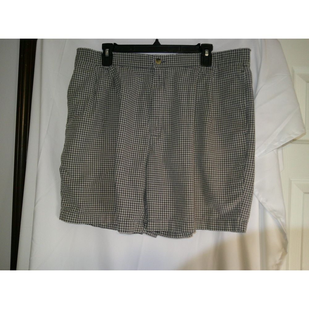 VintageDockers Classic Fit Gingham Check Golf Shorts Pleated Front Size 38